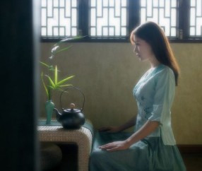 怀孕初期天天吃辣吃酸（怀孕初期天天吃辣吃酸有影响吗）