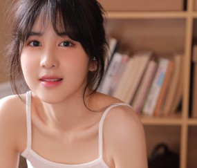 初期怀孕孕吐正常吗（怀孕初期出现孕吐是不是表现胎儿正常）