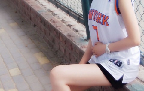 怀孕初期不能去医院检查吗（怀孕初期能不能去医院看病人）